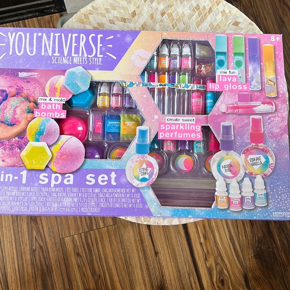 Kids Make Your Own Beauty Kit